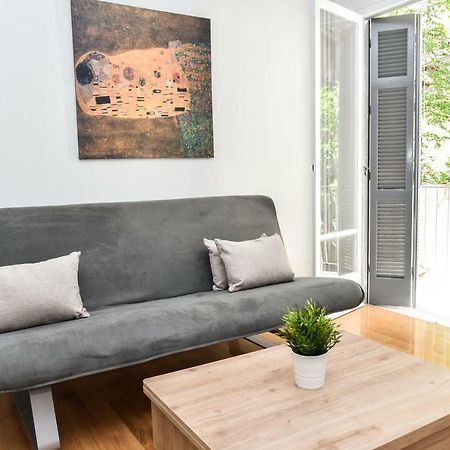 Warm Apartment At Exarchia 1 Bed 2 Pers Athens Ngoại thất bức ảnh