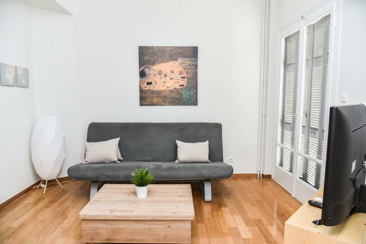 Warm Apartment At Exarchia 1 Bed 2 Pers Athens Ngoại thất bức ảnh