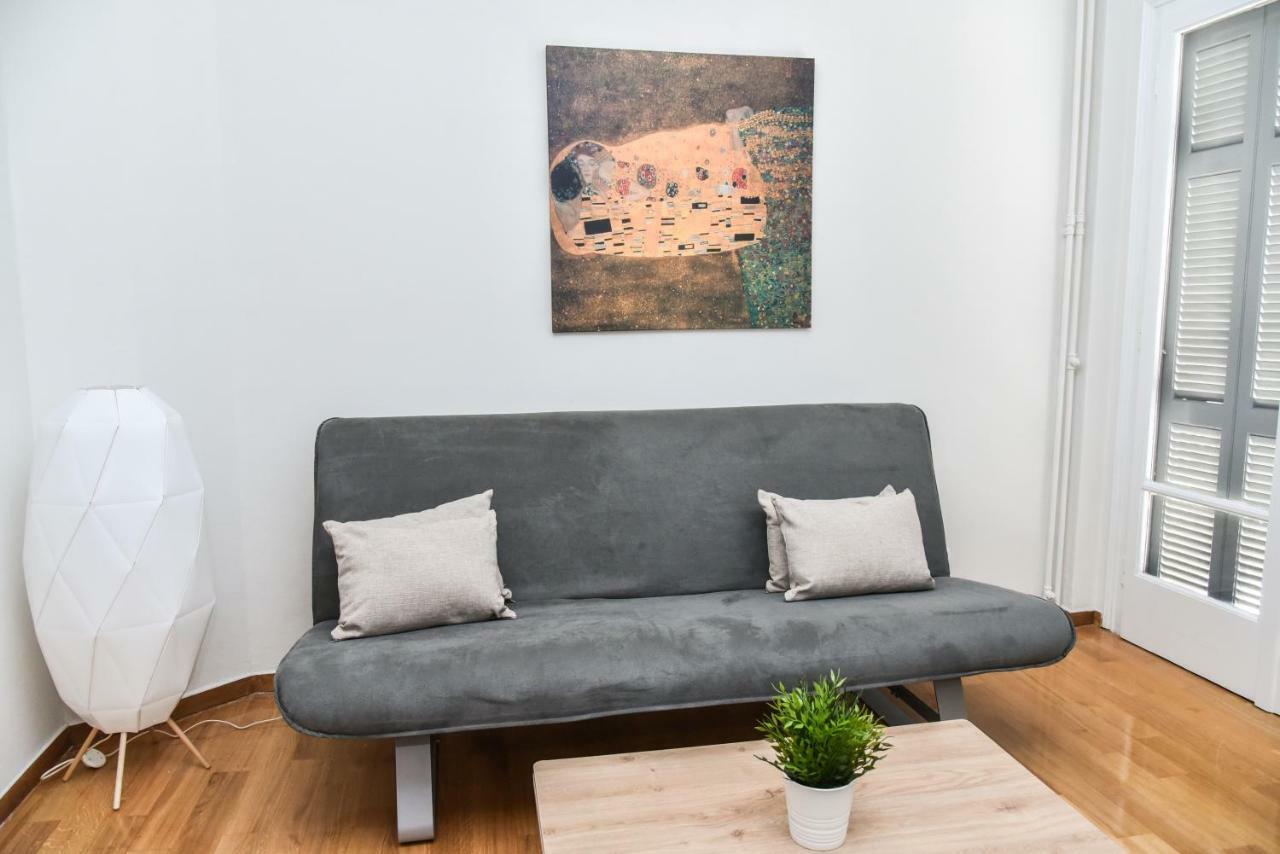 Warm Apartment At Exarchia 1 Bed 2 Pers Athens Ngoại thất bức ảnh