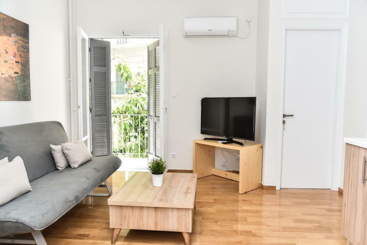 Warm Apartment At Exarchia 1 Bed 2 Pers Athens Ngoại thất bức ảnh